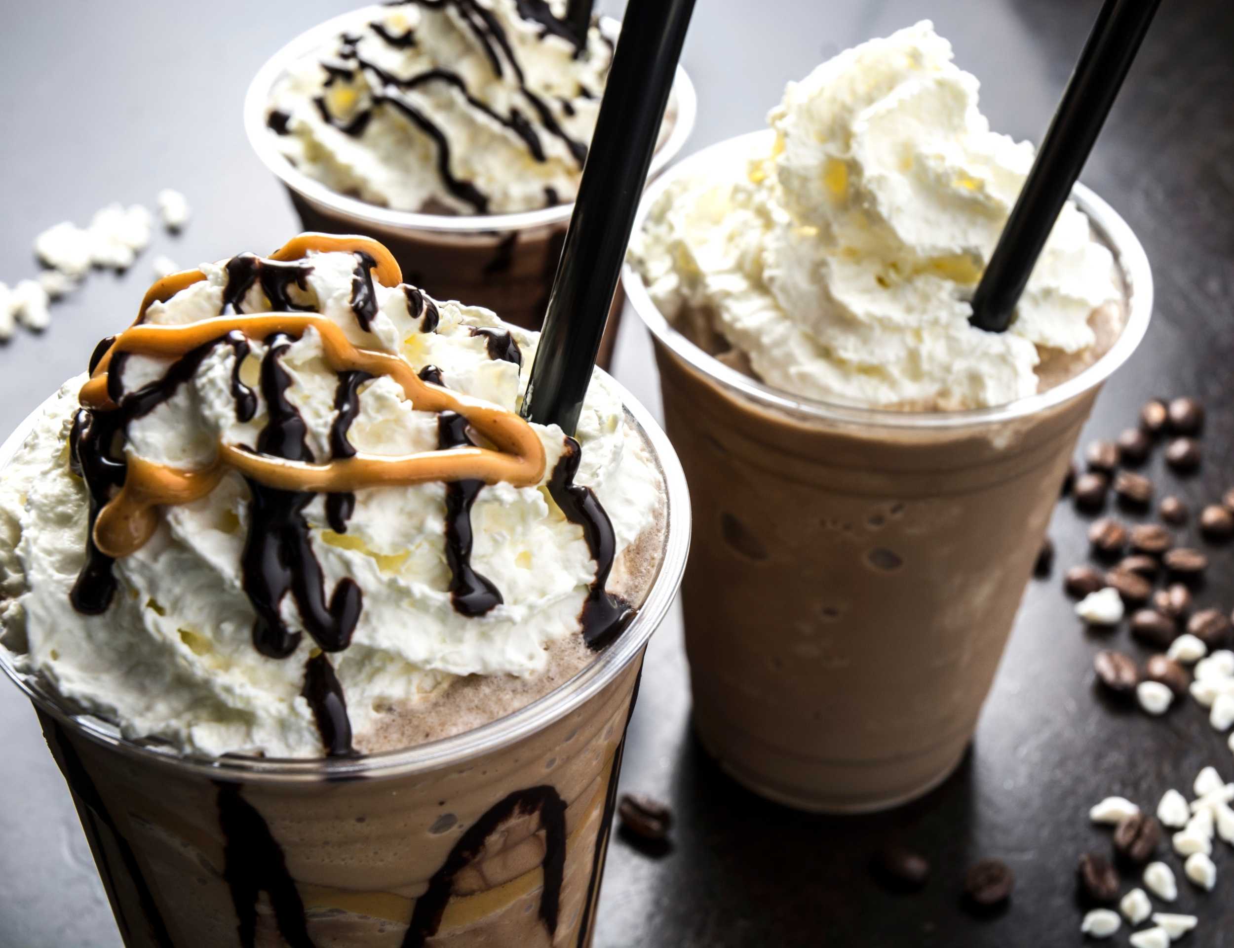 Frappe Nedir? Serinletici Kahve İçeceği Hakkında Her Şey